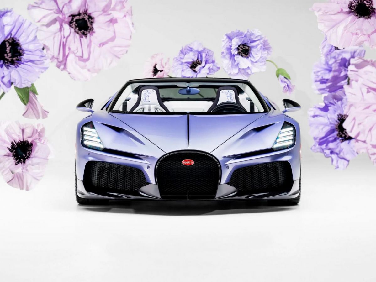 Νέα Bugatti Mistral λέγεται Caroline και έχει το χρώμα της λεβάντας! 
